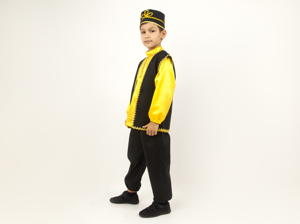 Татарский народный костюм (мальчик): рубаха, штаны, жилет, головной убор